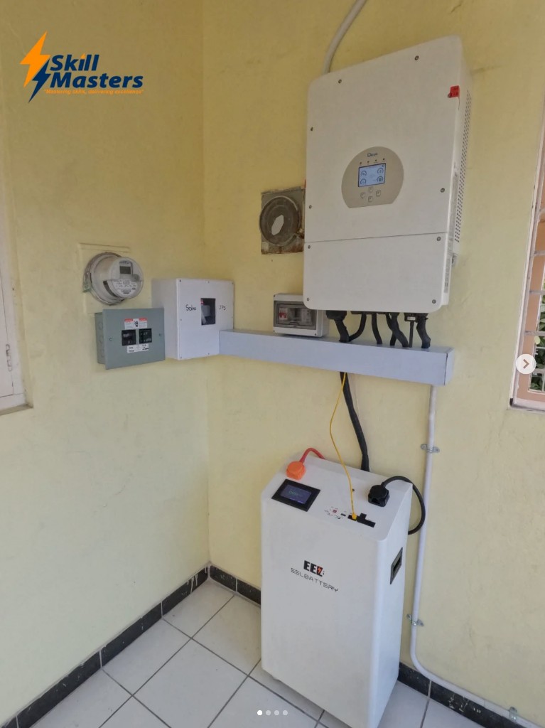 Wall-mounted solar inverter with floor battery storage